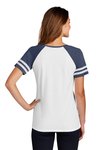 DM476 District 4.5-ounce T-Shirt White/ Heathered True Navy