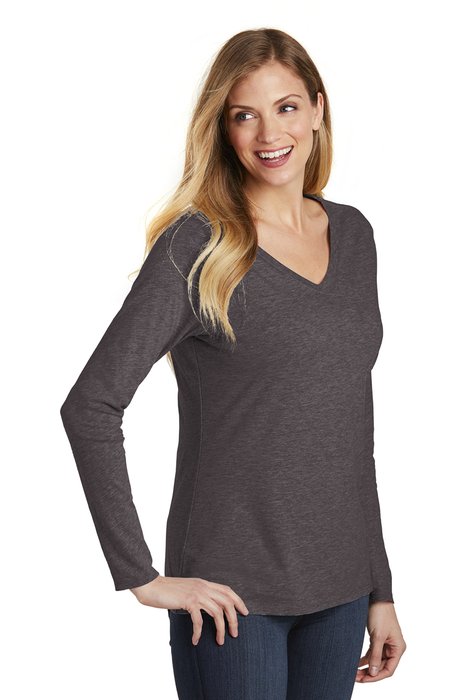 DT6201 District Women's Very Important Tee Long Sleeve V-Neck. Heathered Charcoal
